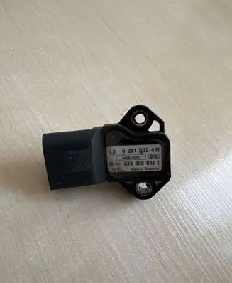 Audi A6 S6 C6 4F Air pressure sensor 038906051