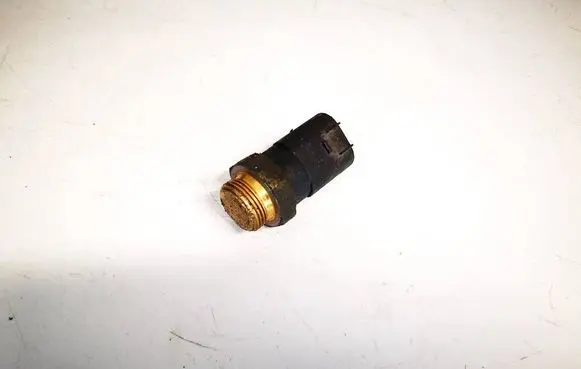 Volkswagen Golf IV Coolant temperature sensor 1j0959481a