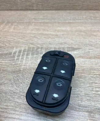 Ford Mondeo MK II Electric window control switch 93BG14A132AA