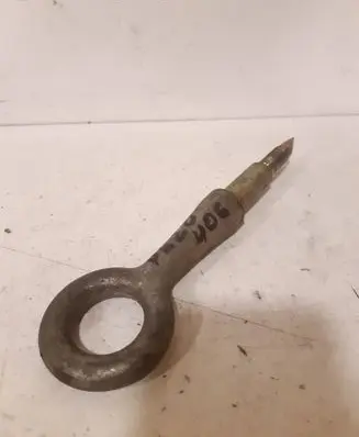 Peugeot 406 Towing hook eye 
