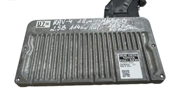 Toyota RAV 4 (XA40) Engine control unit/module 8966142K80 2756008041