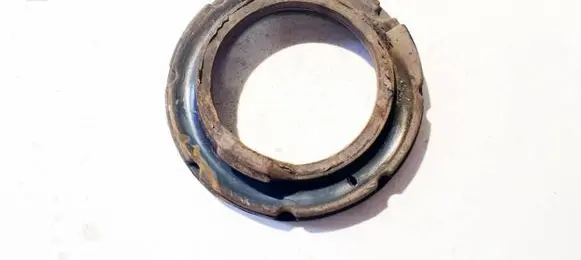 Chevrolet Captiva Front coil spring rubber mount 15882987 20811214