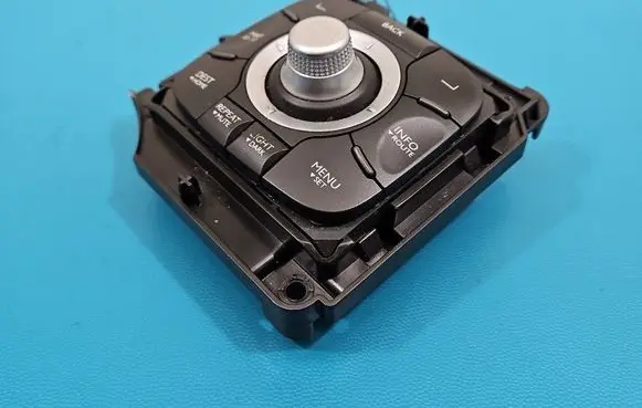 Renault Megane III Head unit multimedia control 253B00004R IMPRK1572313