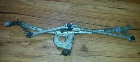 Fiat Punto (176) Front wiper linkage and motor Nenustatyta