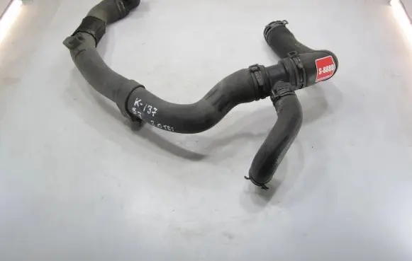 Volkswagen PASSAT B7 Engine coolant pipe/hose 3AA122051A 124610