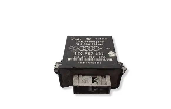 Skoda Octavia Mk2 (1Z) Light module LCM 1T0907357