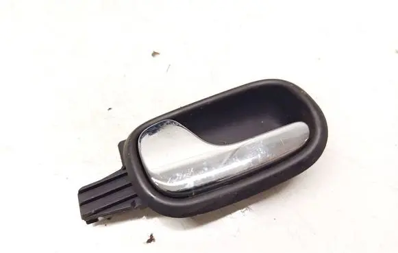 Audi A4 S4 B5 8D Rear door interior handle 8d0839019