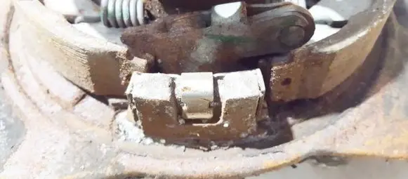 Mercedes-Benz E W211 Handbrake/parking brake pads 