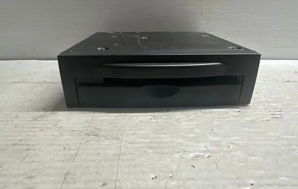 Navigation unit CD/DVD player