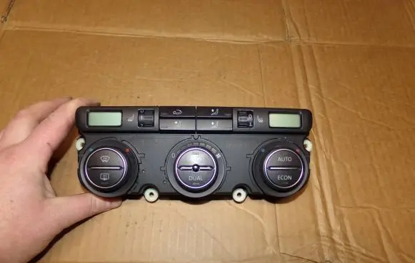Volkswagen Cross Touran I Climate control unit