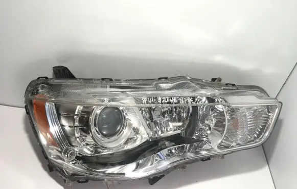 Mitsubishi Outlander Headlight/headlamp P8597 P8924