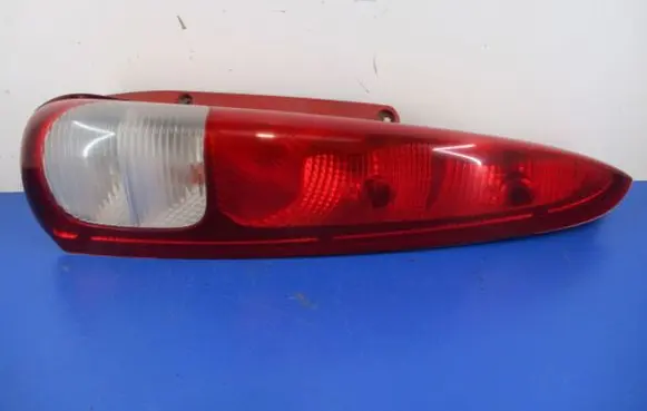 Chevrolet Tacuma Rear/tail lights