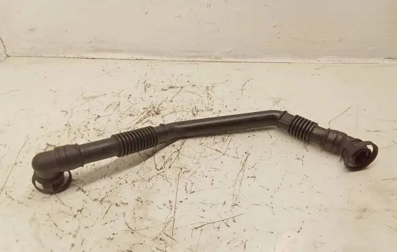 Breather/breather pipe/hose