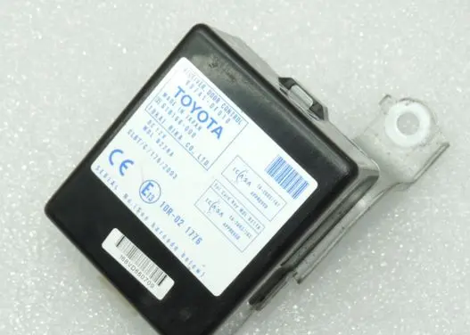 Toyota Corolla Verso AR10 Door control unit/module