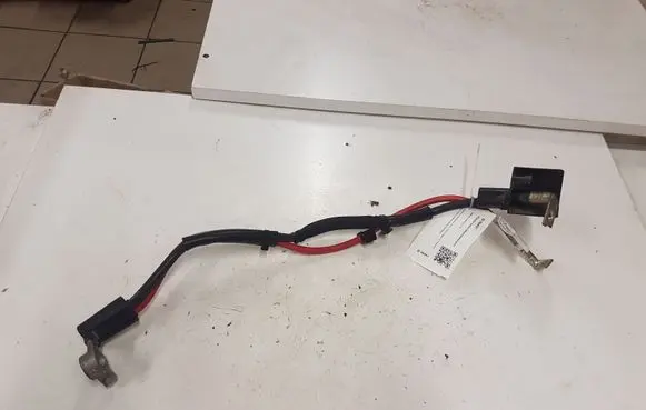 Audi A3 S3 8V Positive cable (battery) 5Q0971228