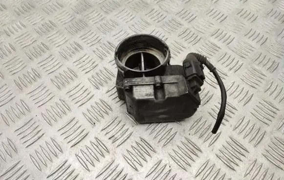 Volkswagen PASSAT B5.5 Engine shut-off valve 059128063A
