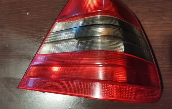 Mercedes-Benz C W202 Rear/tail lights 2028201064R ULO3301520510