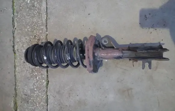 Opel Mokka Front shock absorber/damper 95320366