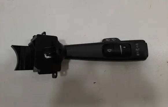 Volvo V70 Wiper control stalk 17D770