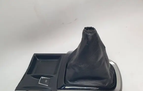 Nissan X-Trail T32 Gear shifter surround trim plastic 969XC4CC4A