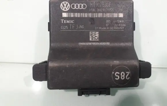 Volkswagen Touran I Gateway control module 1K0907530F 1K0907951