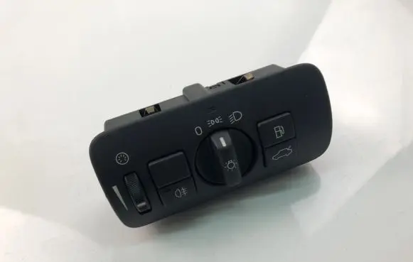 Volvo S60 Light switch 30739412