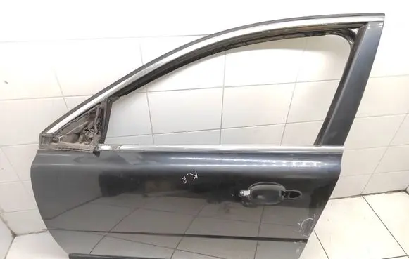 Volvo S80 Front door