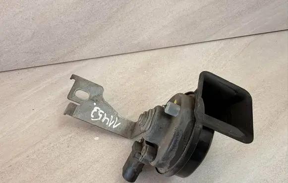 Volkswagen Touran III Horn signal 5Q0951223D