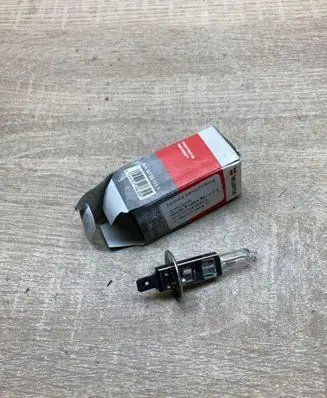 Peugeot 206 Headlight/headlamp bulb 07201111 12V55WH1 H1bulb