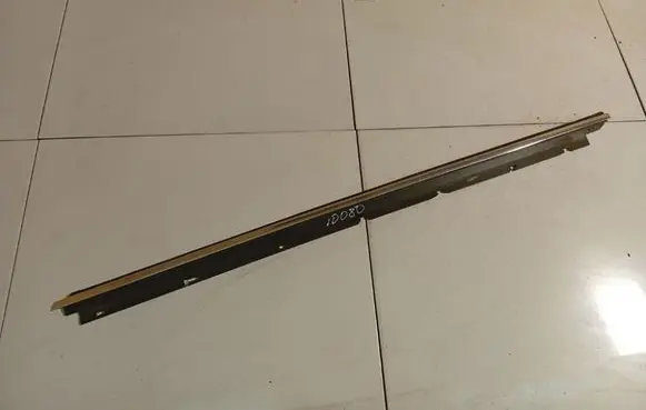 Audi A6 S6 C5 4B Front door glass trim molding