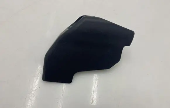 Lexus CT 200H Rear seat rail trim cover 7215776010