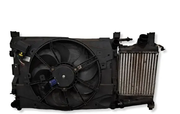 Renault Captur Radiator set 214107326R 214816812R 921006843R