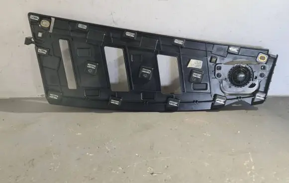 Audi A6 S6 C8 4K Panel speaker 4K2035427A