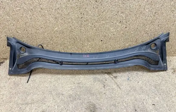 Peugeot RCZ Wiper trim YM21605080 644798308