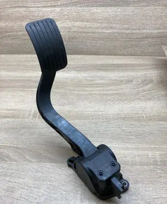Citroen C4 I Accelerator throttle pedal 9654725380 0280755044