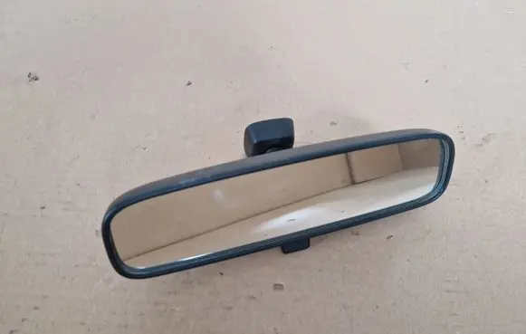 Mitsubishi L200 Rear view mirror (interior)