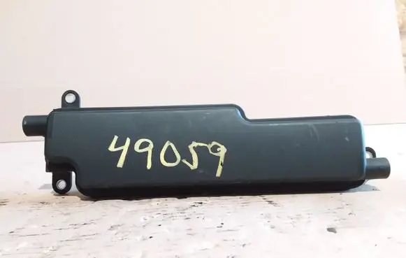 Vacuum air tank