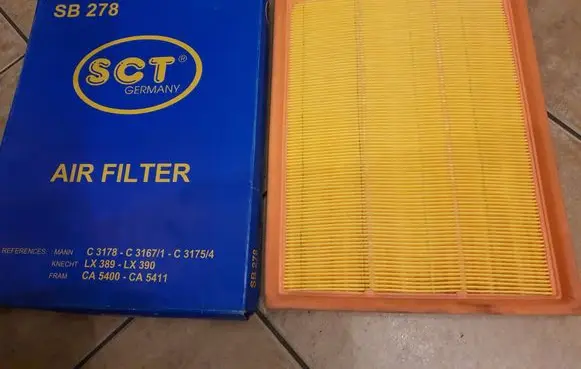 Opel Astra F Air filter LX389 C3178 CA5400