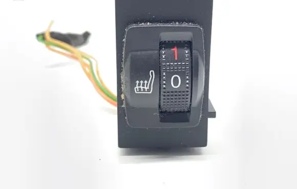 Peugeot 508 Seat heating switch 98019841ZD