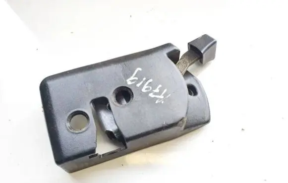 Audi 80 90 S2 B4 Seat back rest lock catch 8a5885879