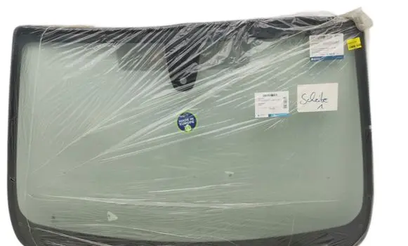 Toyota Proace Front windscreen/windshield window SU001A4395