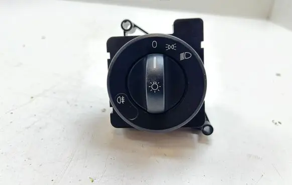 Volkswagen Crafter Light switch HVW9065450104