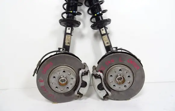 Volkswagen Tiguan Front shock absorber/damper 5Q0407258C 5QF412021PP
