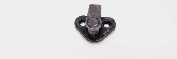Citroen Xsara Picasso Front door lock loop/hook striker 3002