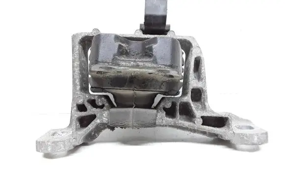 Volvo V50 Engine mount bracket 3M516F012AG 82901601