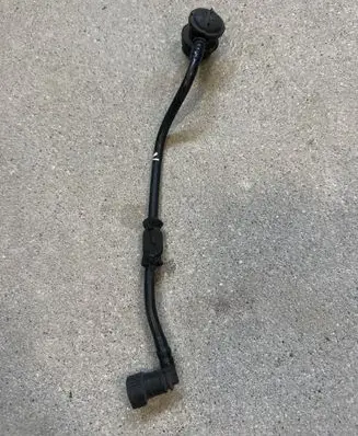 Volkswagen Golf V Vacuum line/pipe/hose 
