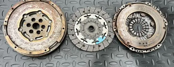 Volvo S80 Clutch set kit 415053710 324065410