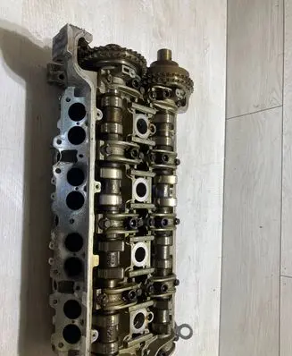 Mercedes-Benz SL R129 Engine head 1190165201
