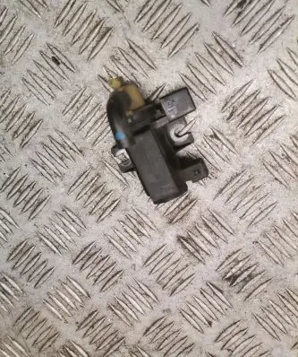 Opel Insignia A Turbo solenoid valve 55573362
