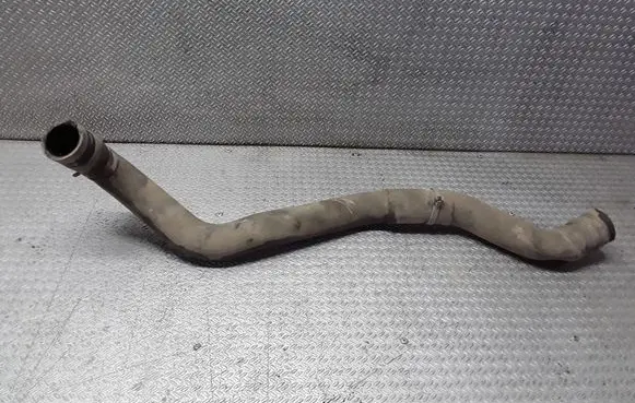 Nissan Navara D40 Engine coolant pipe/hose